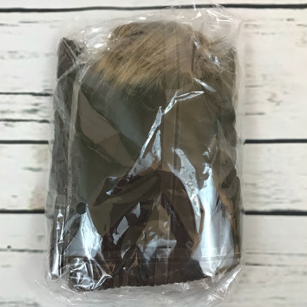 🚫Sold🚫 Black Baby Hat Fur Pom Pom & Ring Scarf - Picture 5 of 5